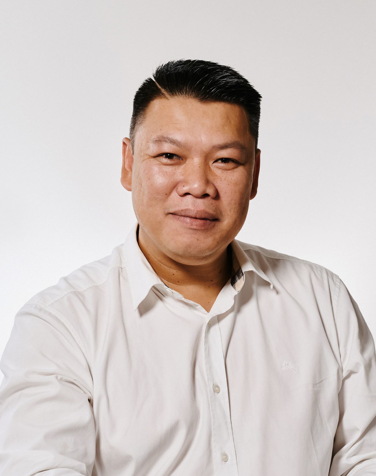 Dung Hoang + Kieu Le